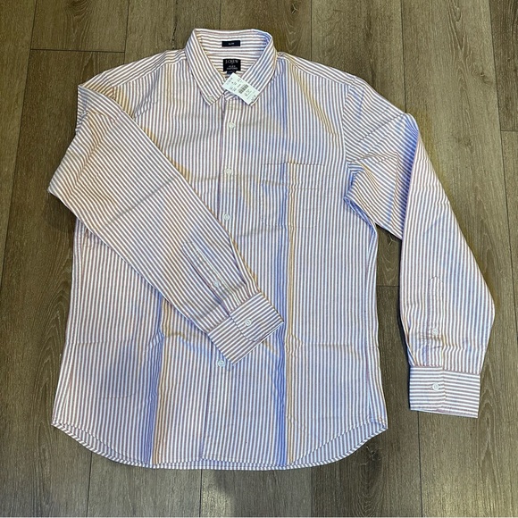 NWT JCrew flex Oxford button up shirt. Size large slim fit. Faint red stripes - Picture 2 of 3